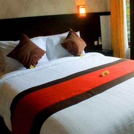 Antara Sunset Road Hotel Legian  Ngoại thất bức ảnh